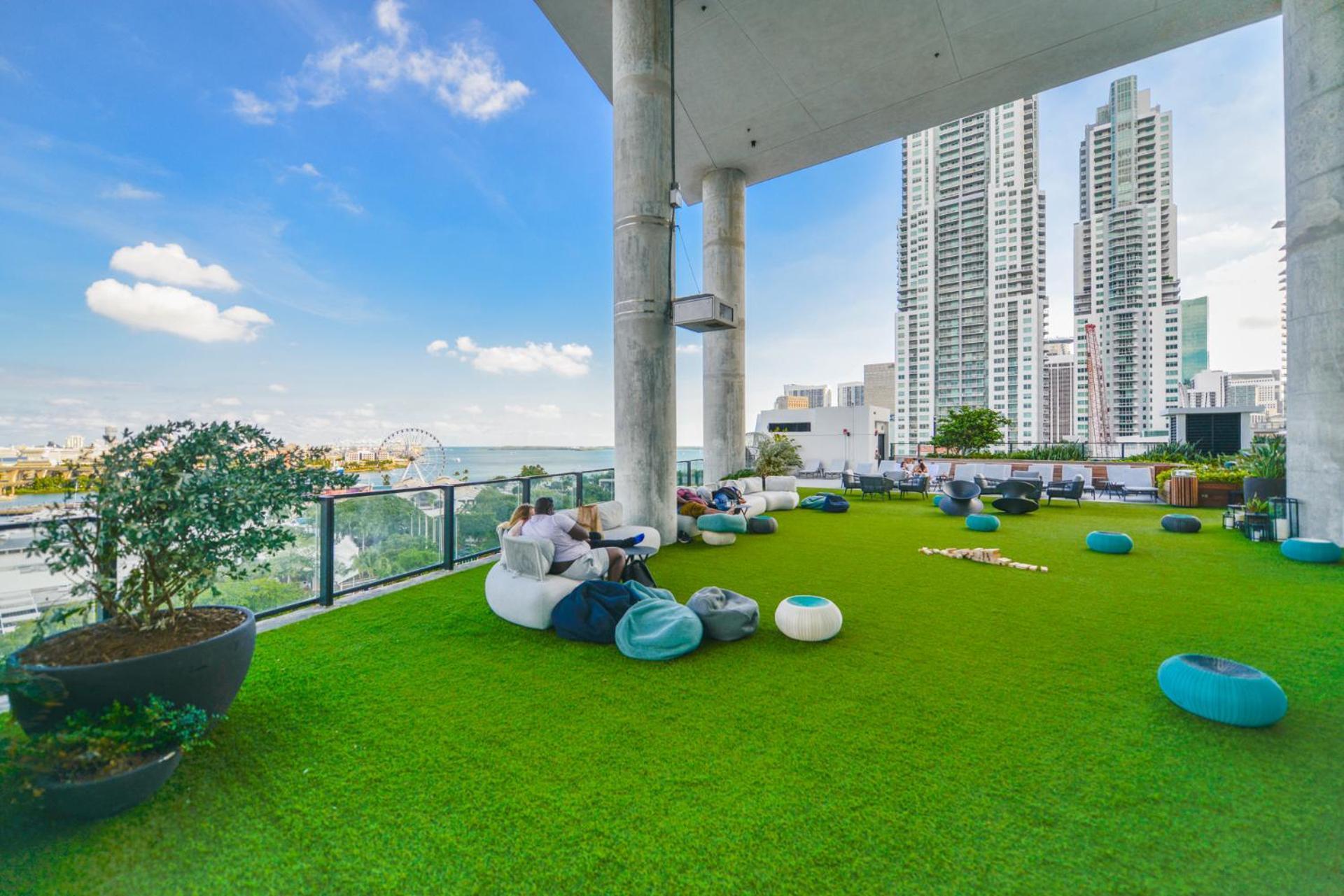 Prime Spot - Stunning Studio With Ocean And Bay Views Apartment Miami